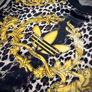 Meet your Posher, Noa